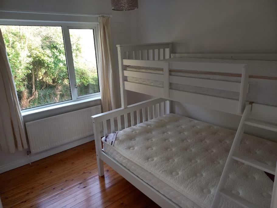 Large 4Bed Available Long-Term In Letterkenny Villa Exterior foto